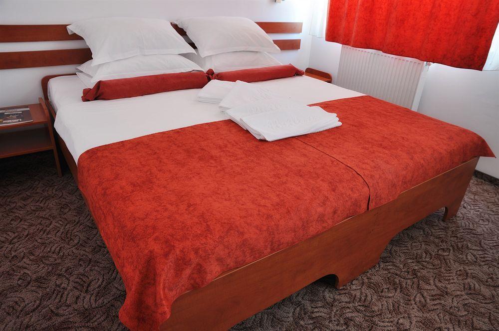 Hotel Alexis Cluj-Napoca Eksteriør billede